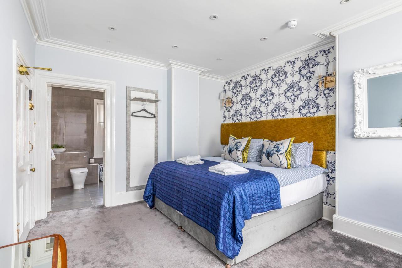 Deluxe Studios With Spa Included Портсмът Екстериор снимка